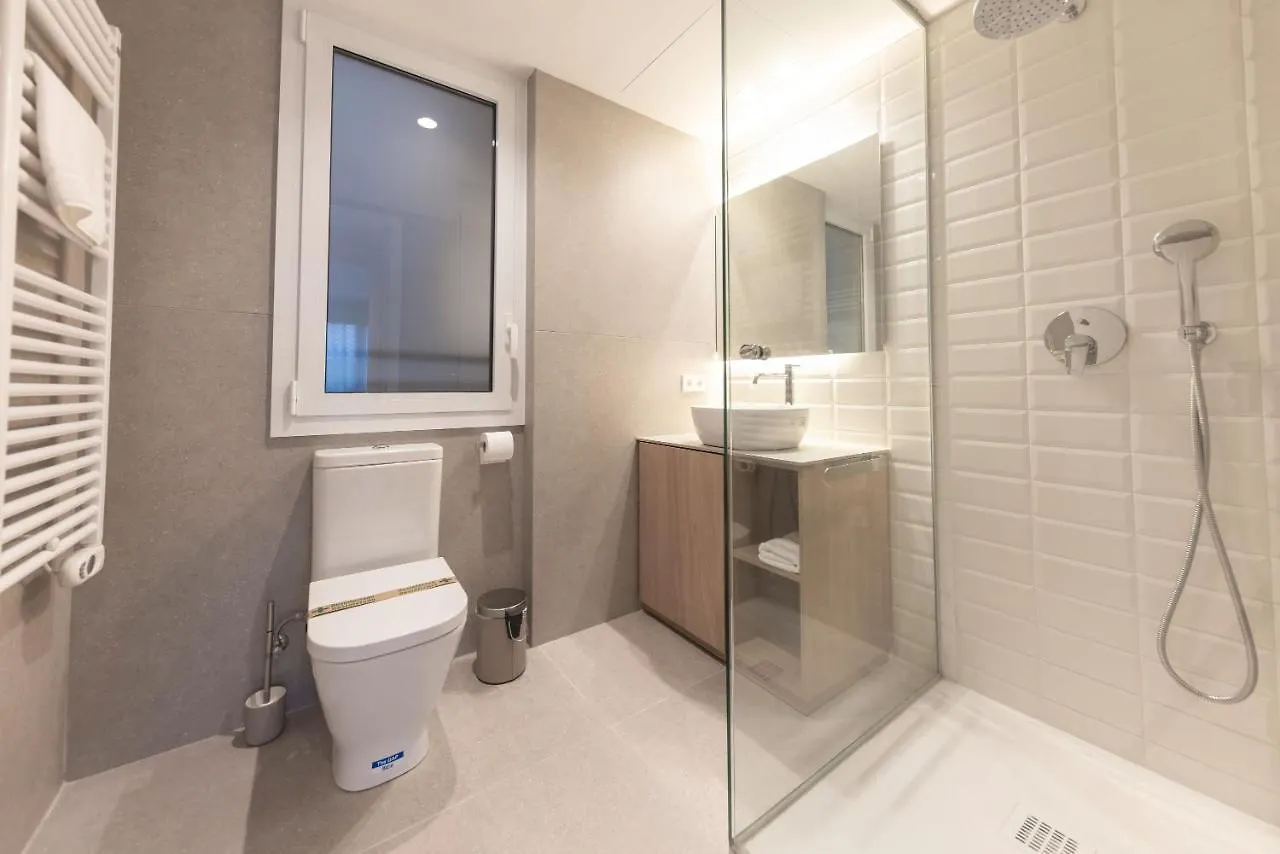 Bravissimo Afra, 2-Bedroom Apartment Girona